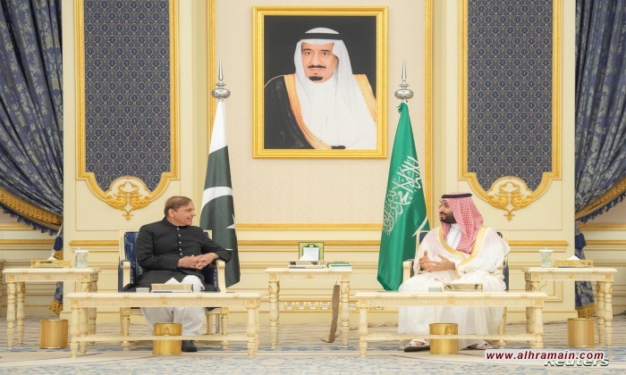 السعودية تضخ المليارات في باكستان.. هل اقترب خضوع إسلام آباد لشروط صندوق النقد؟